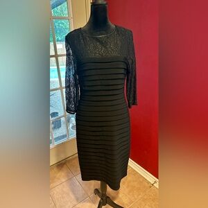 Adrianna Papell Black Lace Cocktail Dress Size 10 Sheath 3/4 Sleeve